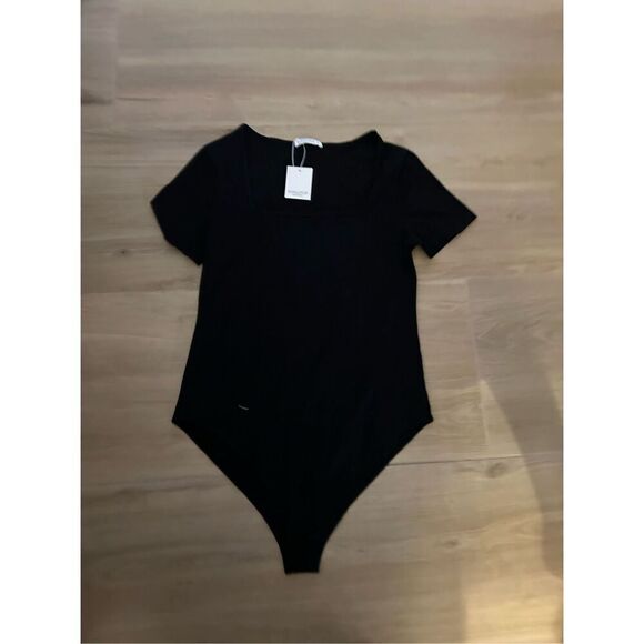 NEW MANGOPOP V Neck Folded Over Short Sleeve Top Bodysuit XS - Picture 1 of 2